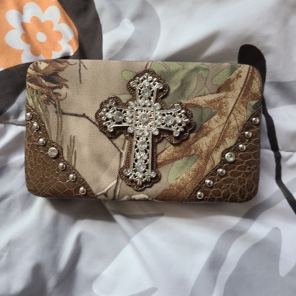 Camo wallet clutch Brand New